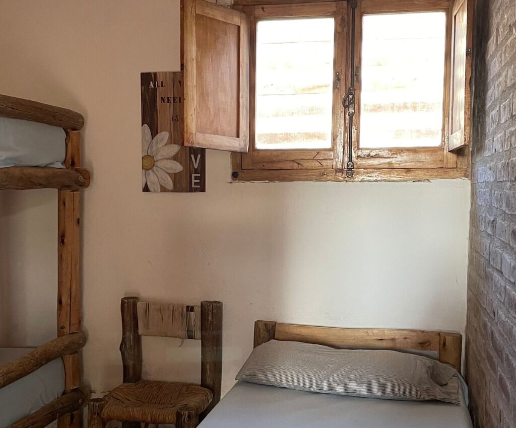 Classic Shared Dormitory | Free WiFi