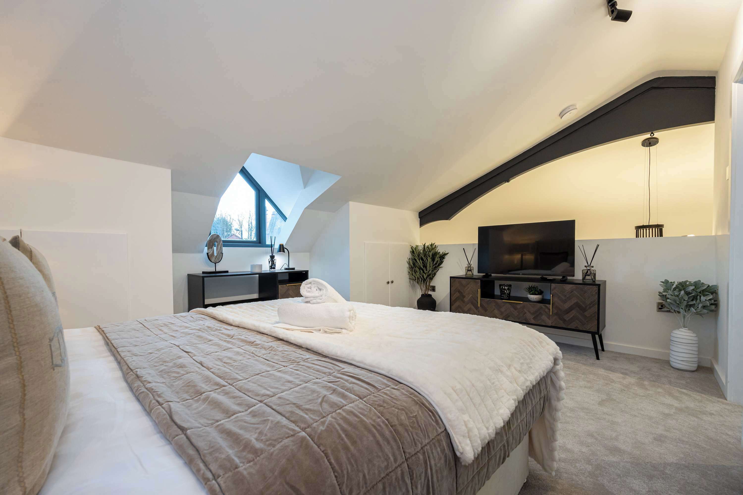 1 chambre, bureau, fer et planche à repasser, Wi-Fi