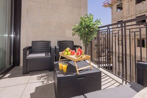Terrace/patio - 1 BR Apartment in Jerusalem Estates (Jerusalem)