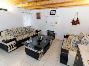 Room - Filippos Traditional Villa - Pool Garden Gem (Finiq)