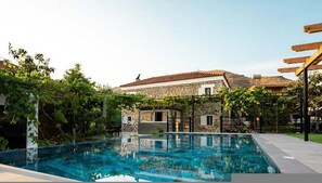 House - Filippos Traditional Villa - Pool Garden Gem (Finiq)