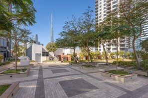 House - Stayshort - 2 Bed in Downtown Dubai That Sleeps 4 With Burj Khalifa View (Dubai)