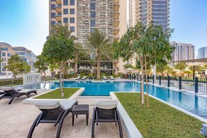 House - Stayshort - 2 Bed in Downtown Dubai That Sleeps 4 With Burj Khalifa View (Dubai)