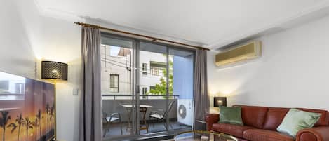 Apartment | Living room