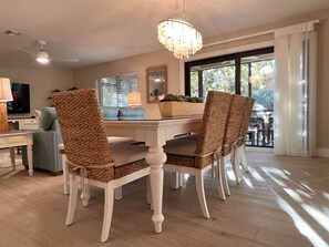 Dining - New | Spacious Coastal Luxury | Sanibel Condo | Steps to Bowman’s Beach (Sanibel)