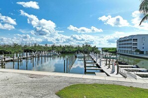 Marina - Bayside Villa 5206: Elevated Bay Views & Serene Captiva Living (Captiva)