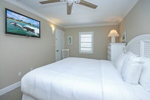 2 bedrooms, iron/ironing board, free WiFi, bed sheets - Bayside Villa 5206: Elevated Bay Views & Serene Captiva Living (Captiva)
