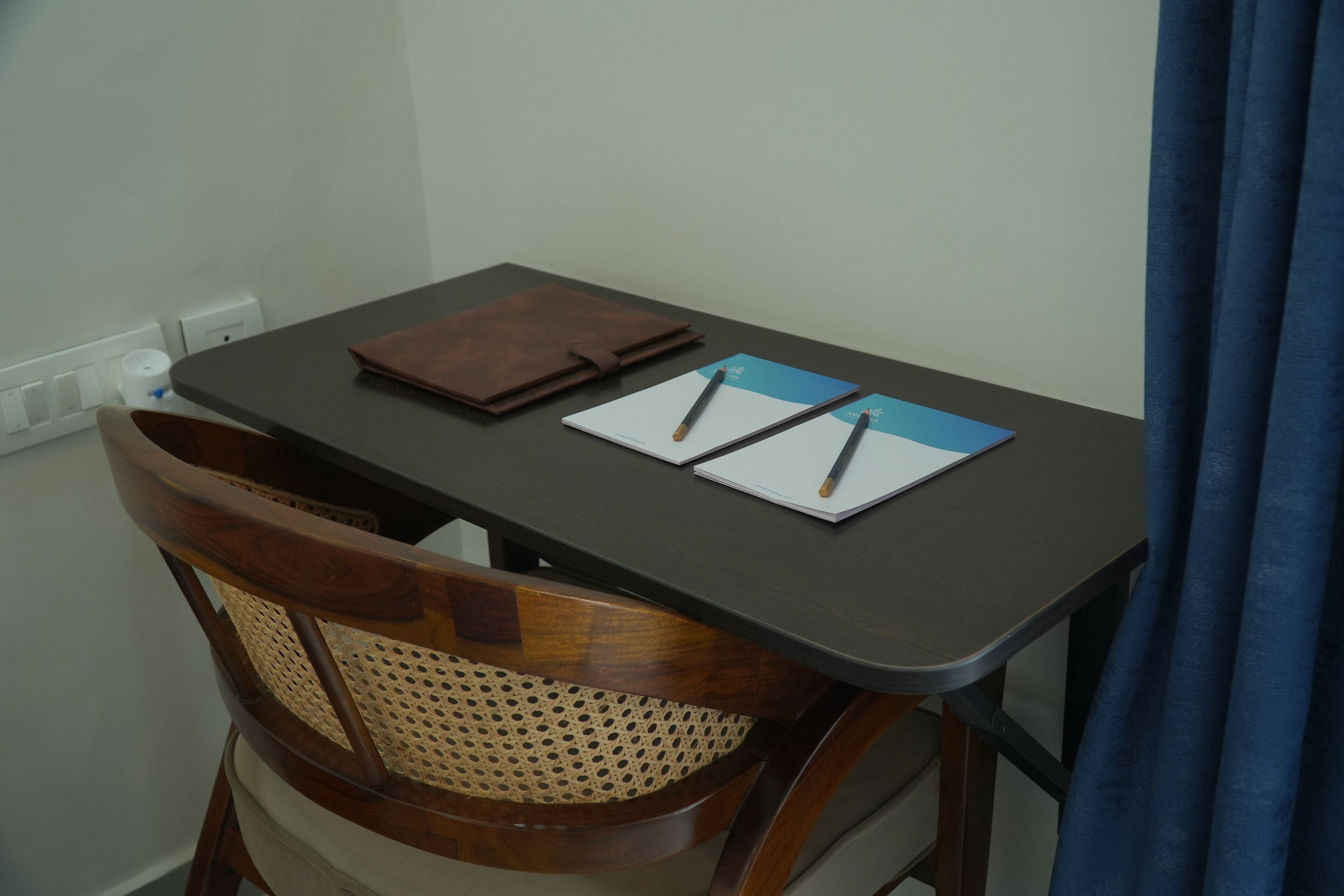 Classic Double or Twin Room, Balcony, Garden View | Interior