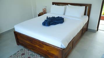 Deluxe Double Room, Balcony, Garden View | Desk, laptop workspace, free WiFi