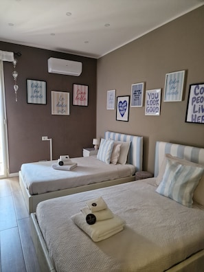 2 bedrooms, iron/ironing board, free WiFi, bed sheets - Beautiful apartment recently renovated and complete with everything (Roma)