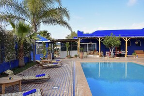 Outdoor pool, a heated pool - Villa Zarqâa - Heated pool & Quad (Ghazoua)