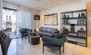 Living area - 3 BR Apartment in Jerusalem Estates (Jerusalem)