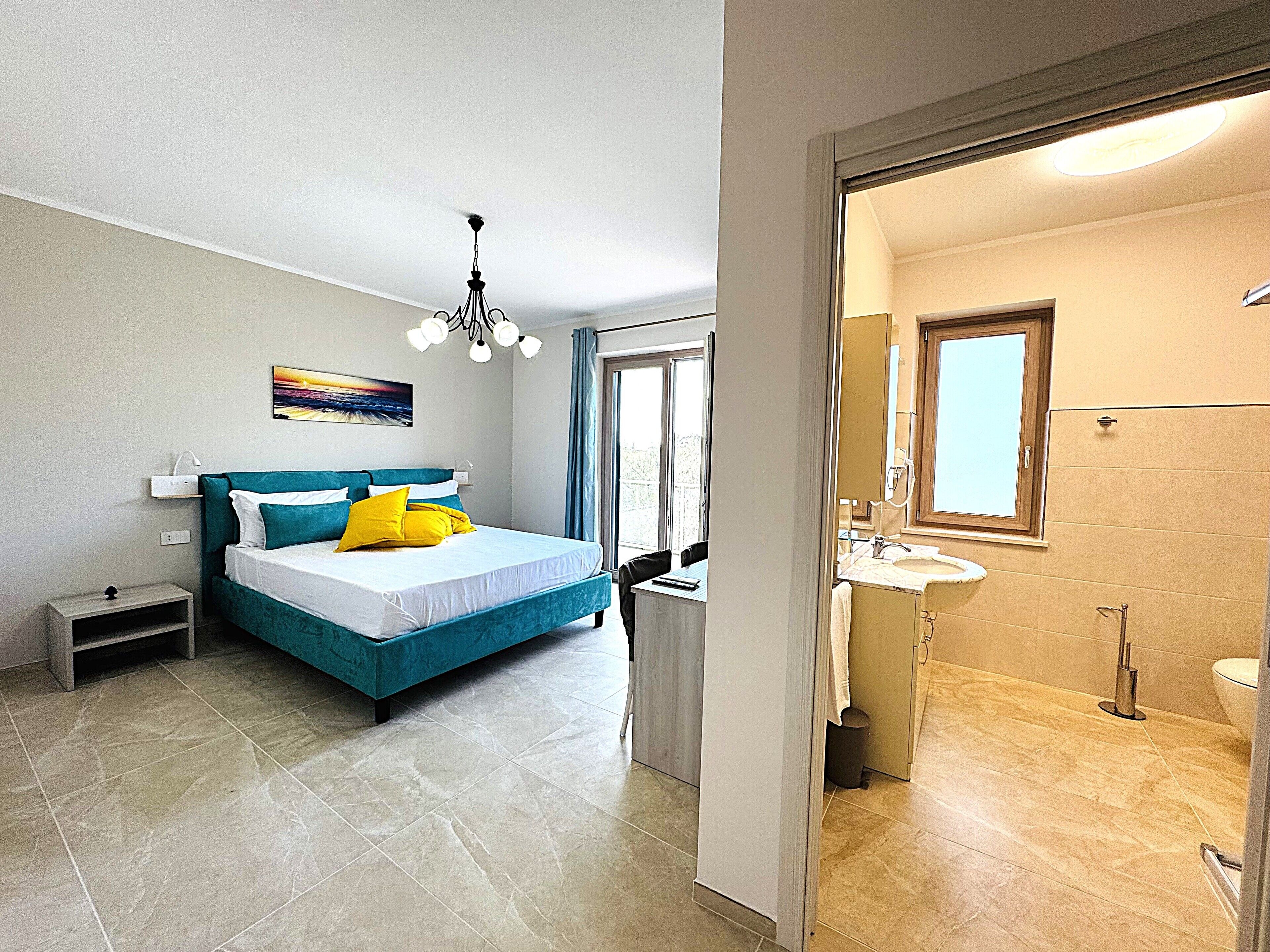 3 bedrooms, iron/ironing board, Internet, bed sheets