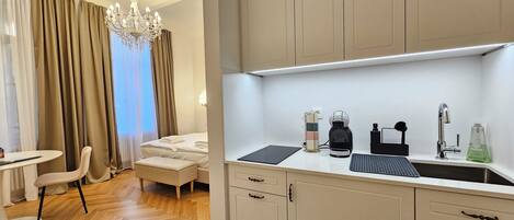 Ferros/tábuas de passar roupa, Wi-Fi de cortesia, roupa de cama