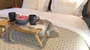 4 Schlafzimmer, Bügeleisen/Bügelbrett, Internetzugang, Bettwäsche