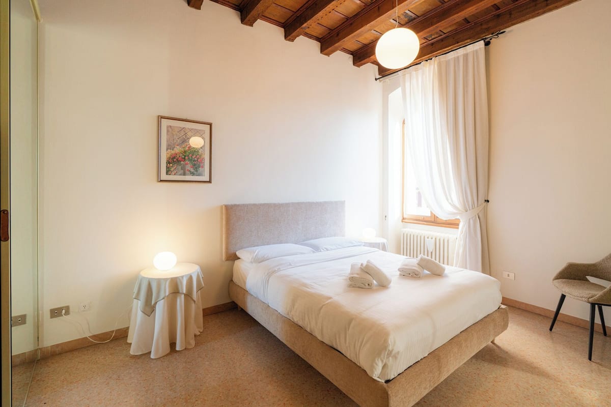 Căn hộ, 5 phòng ngủ | Két bảo mật tại phòng, bàn ủi/dụng cụ ủi quần áo