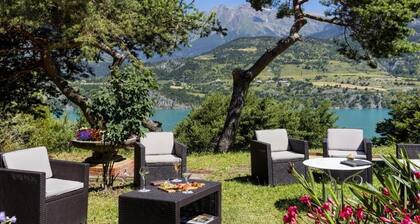 Logis Hôtel Eden Lac