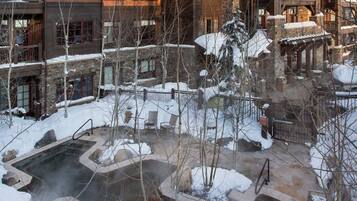 Kondominium, 3 kamar tidur | Kolam renang