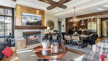 Kondominium, 3 kamar tidur | Area keluarga