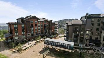 Condo, 4 Bedrooms | Exterior