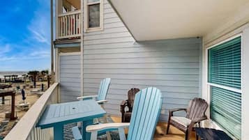 Appart'hĂŽtel, 1 chambre | Terrasse/Patio