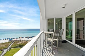 Condo, 2 Bedrooms | Outdoor dining - Shoreline Towers 2073 2 Bedroom Condo (Destin)