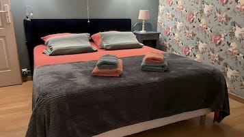 2 bedrooms, WiFi, bed sheets