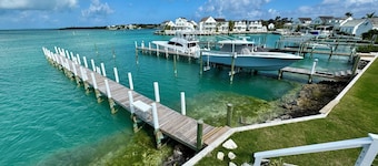 Brand New Waterfront Home - Private Pool & Dock - Perfect For Boaters!