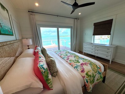 Brand New Waterfront Home - Private Pool & Dock - Perfect For Boaters!