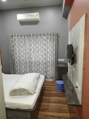 Deluxe-værelse | Skrivebord, gratis Wi-Fi