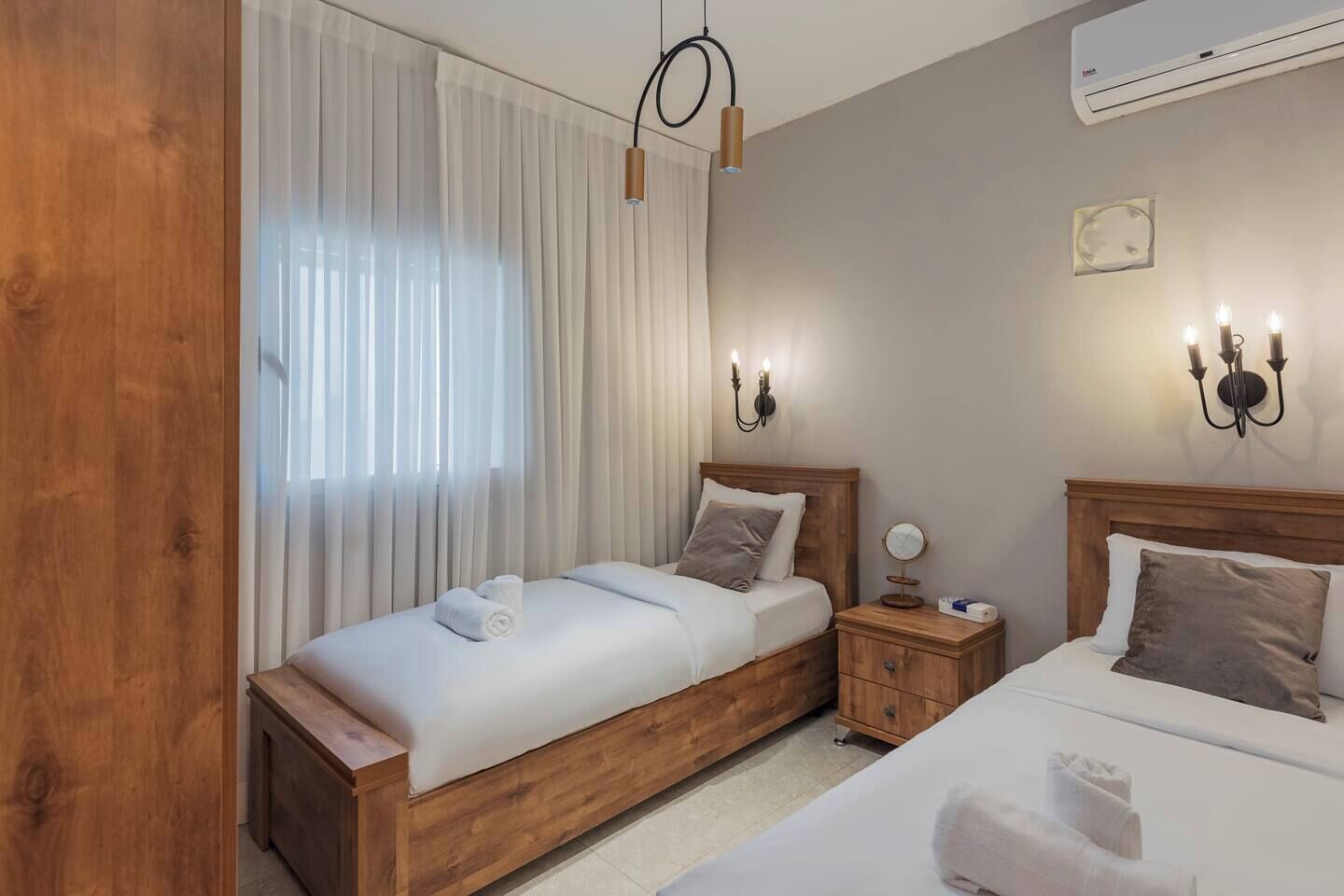 2 bedrooms, iron/ironing board, WiFi (free), bed sheets