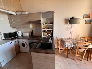 Private kitchen - Waterfront paradise (Vico)
