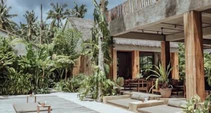 Surfing Temple Boutique Hotel