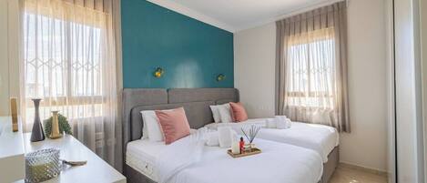 4 bedrooms, iron/ironing board, free WiFi, bed sheets