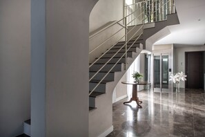 Interior - 103 Puccini Suite (Palermo)