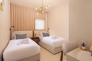 1 bedroom, iron/ironing board, free WiFi, bed sheets - 1 BR Apartment in Savyoney Tower (w/ safe room) (Jerusalem)