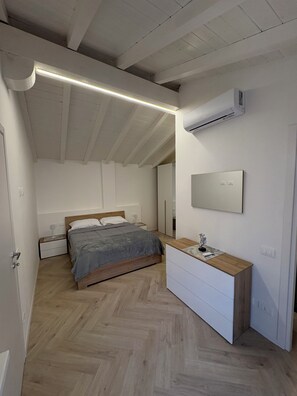 1 camera, una cassaforte in camera, culla da viaggio, Wi-Fi