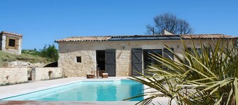 Galets de Garonne Room with Shared Pool