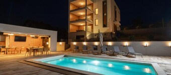 Apartments Villa Wood