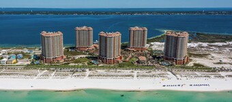 🌞🌊Water Views + Resort Amenities | Steps to the Beach | Portofino 3-1705