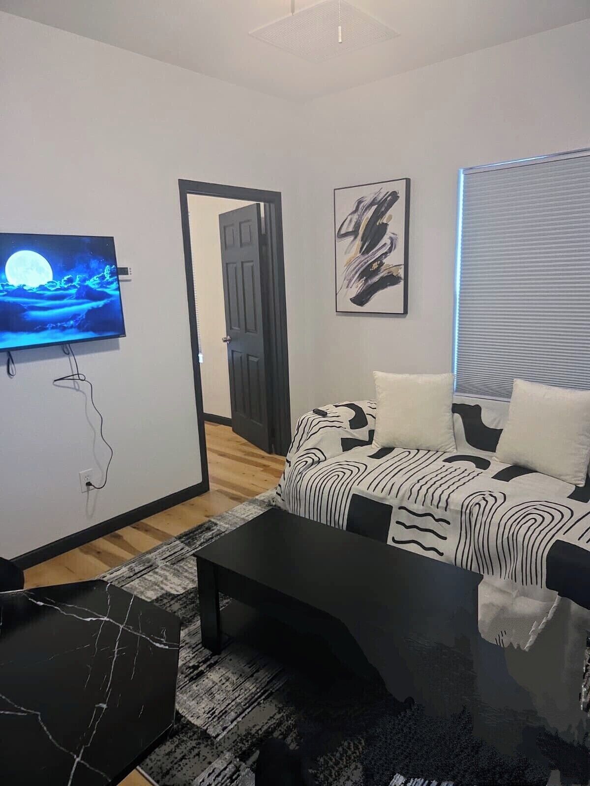 1 chambre, fer et planche à repasser, Wi-Fi, literie fournie