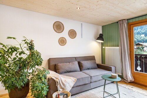 Apartment “Wälderblick” with Mountain View, Shared Terrace and Wi-Fi