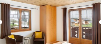 Appartamento “Wälderblick” con vista montagna, terrazza comune e Wi-Fi