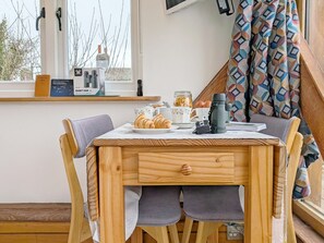 Dining - The Observatory -  a cottage that sleeps 2 guests  in 1 bedroom (Houghton)