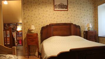 2 chambres, fer et planche Ă repasser, lit parapluie, Wi-Fi gratuit