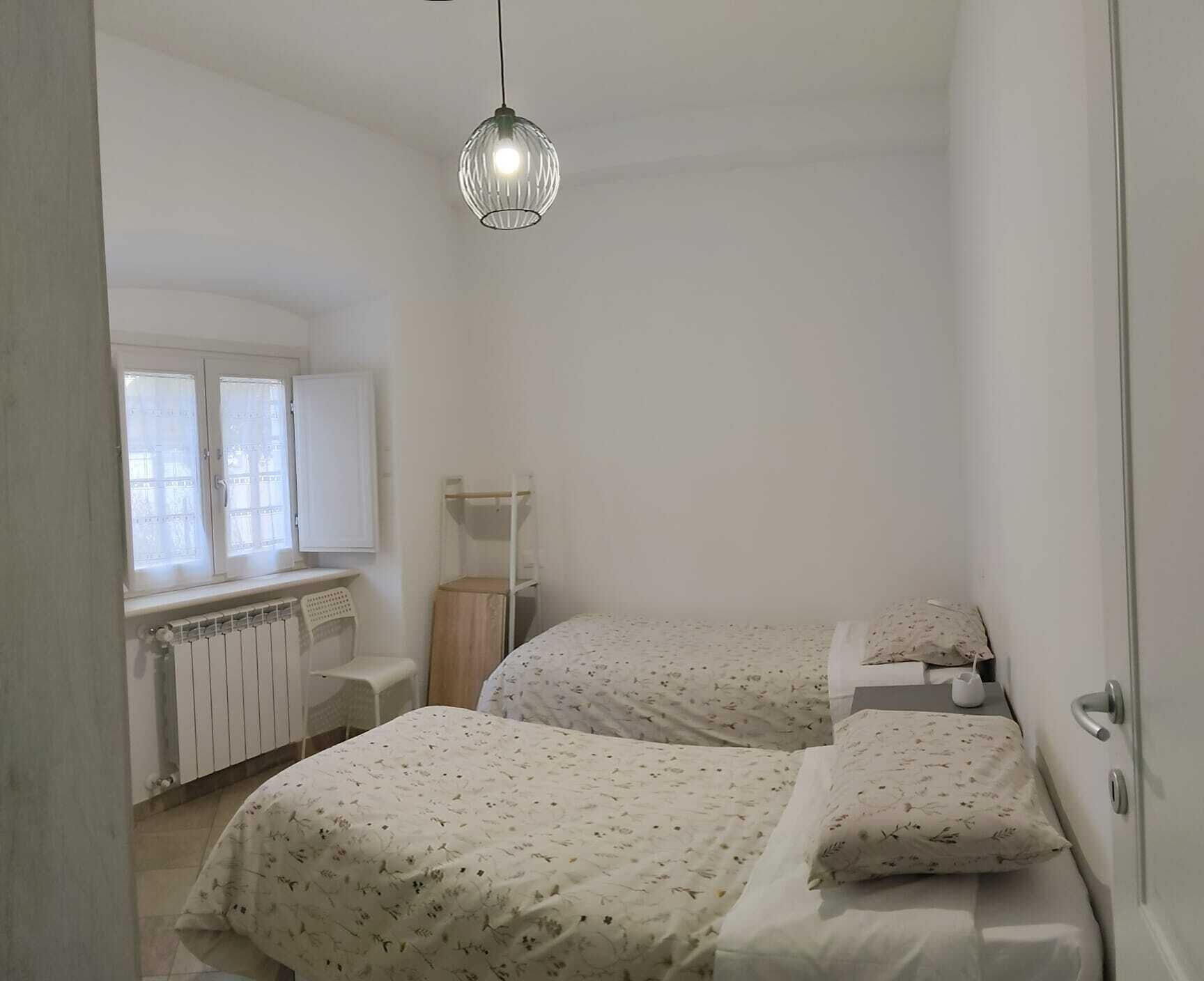 2 bedrooms, desk, iron/ironing board, travel crib