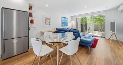 Spacious Bright Apartment With Courtyard and BBQ