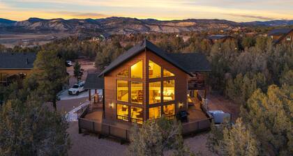 Wander Inn| Lux Retreat near Zion and Bryce