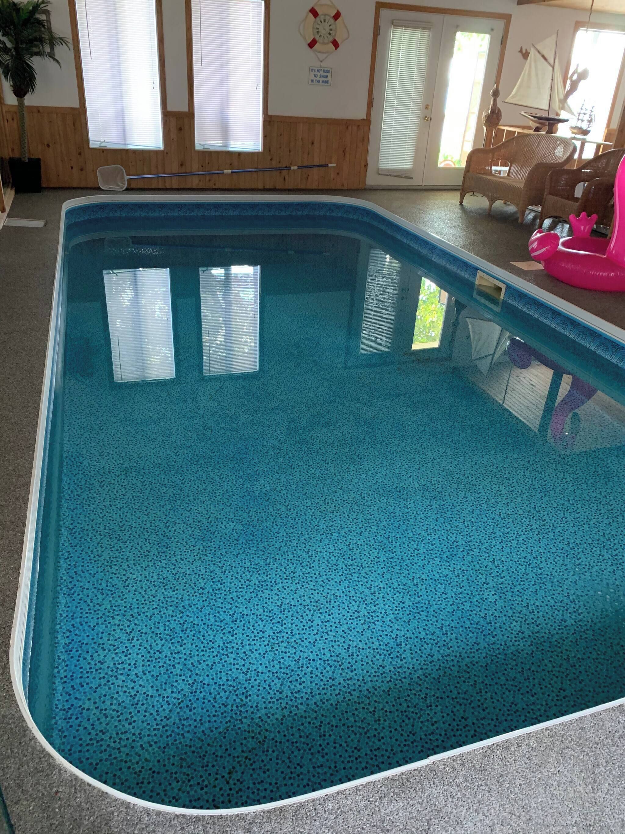 Chambre, 2 chambres, piscine privée, vue sur le jardin | Piscine | Piscine intérieure