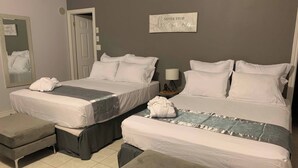 Rom, 2 soverom, privat basseng, hageutsikt | 2 soverom